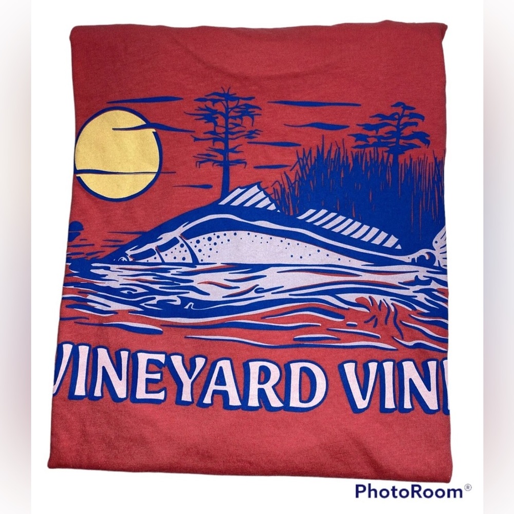 VINEYARD VINES MEN'S SHORT SLEEVE POCKET GRAPHIC TEE.NWT.MSRP$42.00